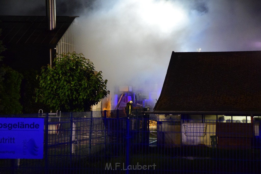 Feuer 4 Pulheim Sinnersdorf Chorbuschstr P269.JPG - Miklos Laubert